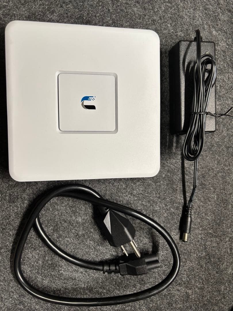 ルーター・ネットワーク機器 Ubiquiti UniFi Security Gateway