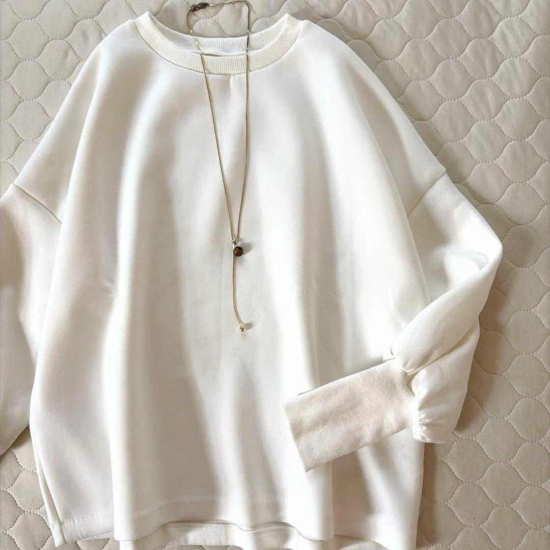 【美品】BEARDSLEY✴︎ダンボールパフトレーナー　ホワイト　FREEサイズ