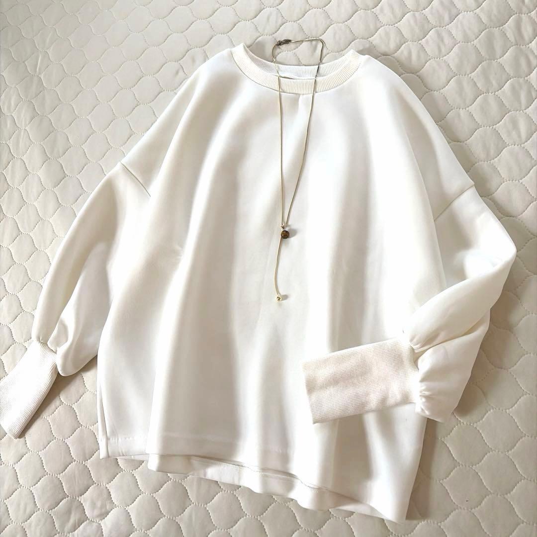 【美品】BEARDSLEY✴︎ダンボールパフトレーナー　ホワイト　FREEサイズ