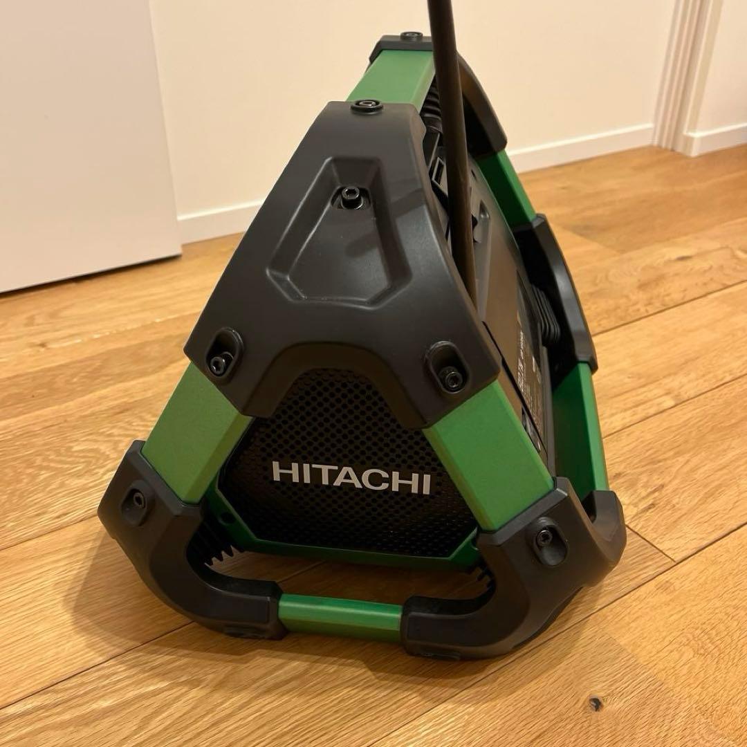 日立工機　コードレスラジオ　UR18DSDL 本体のみ