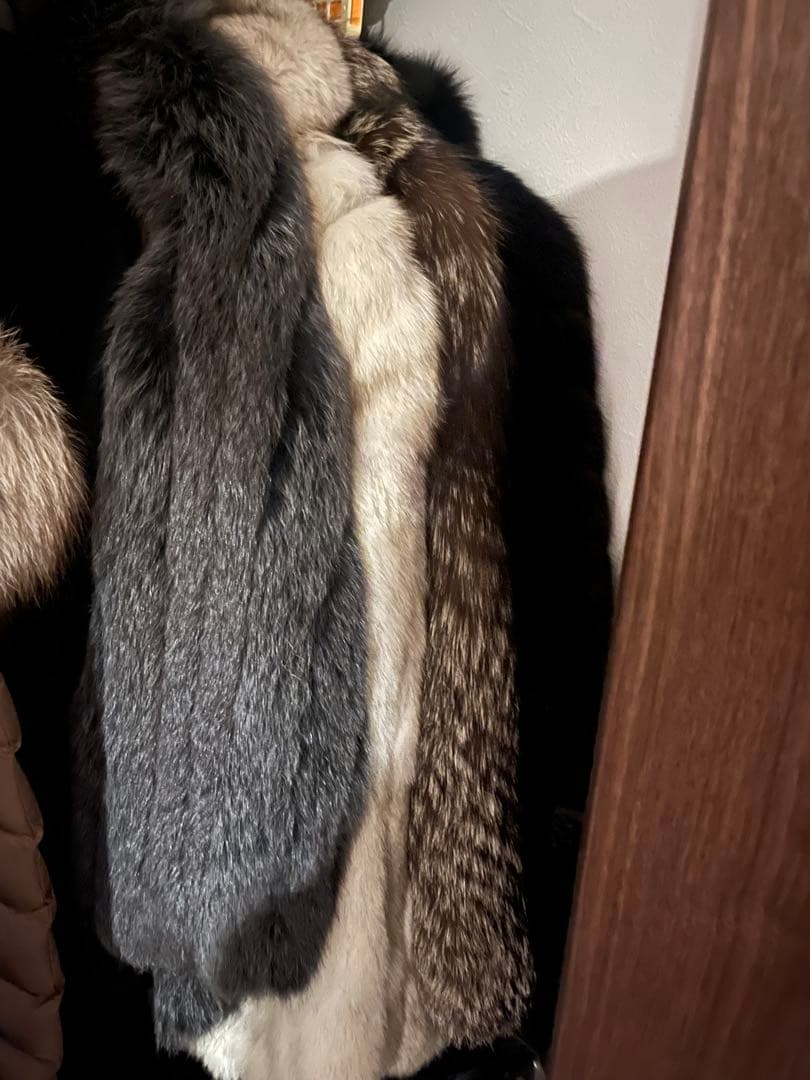 ブルーフォックス SAGA FOX 最高級 毛皮