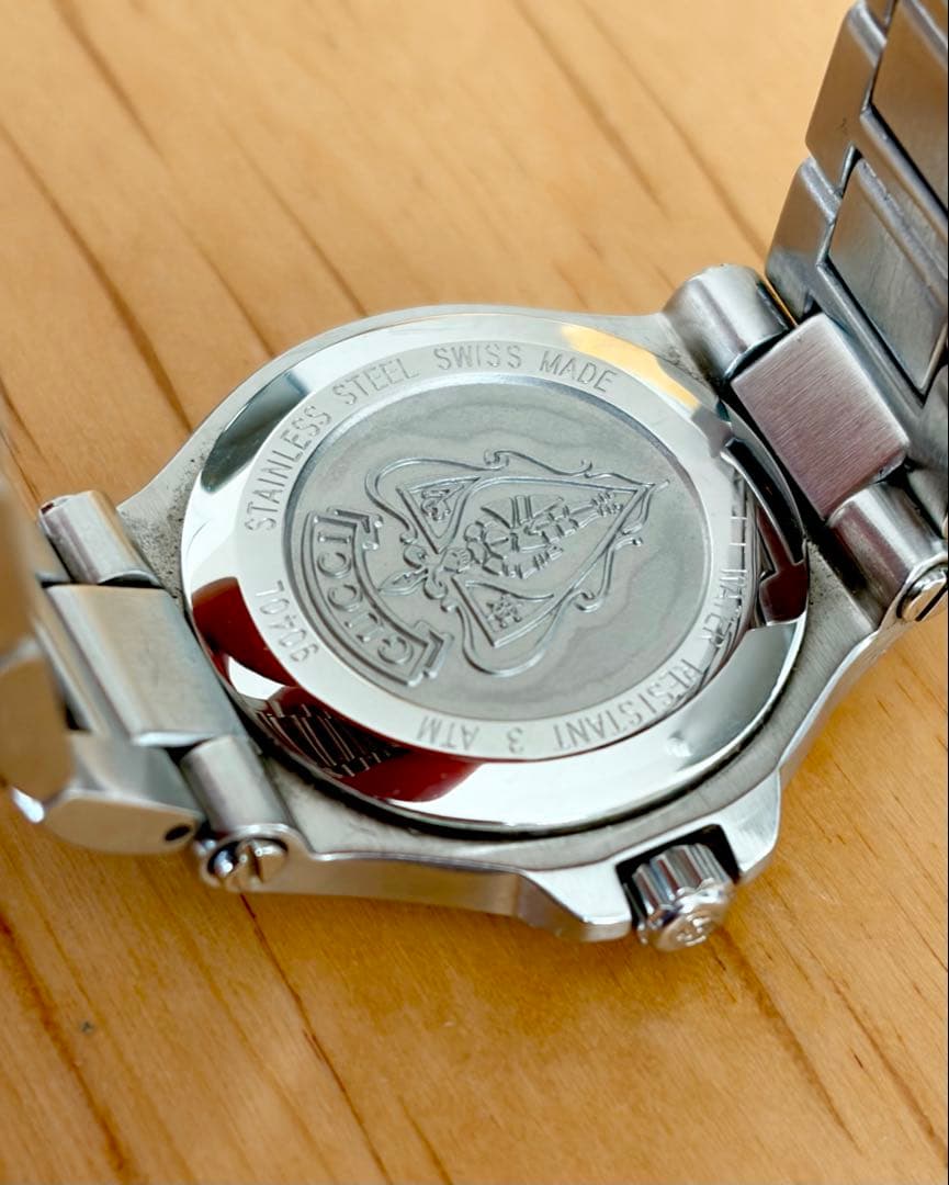 稼働品　GUCCI グッチ　レディース　9040L クォーツ　デイト　ブラック