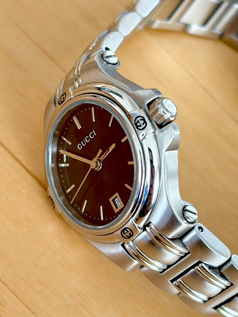 稼働品　GUCCI グッチ　レディース　9040L クォーツ　デイト　ブラック