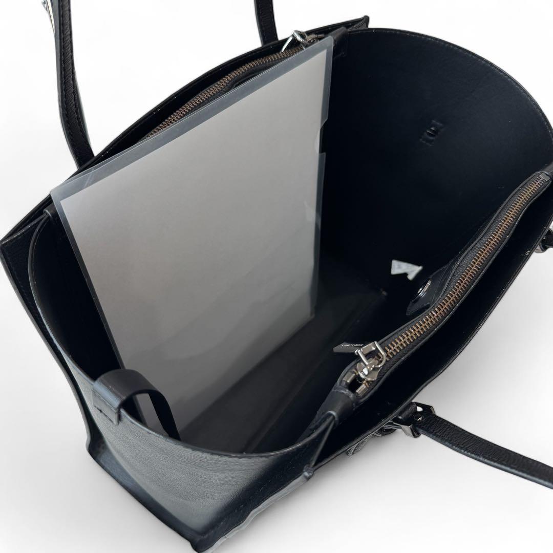 【美品】CHARLES & KEITH✨ブラック ビジネス バッグ トート A4