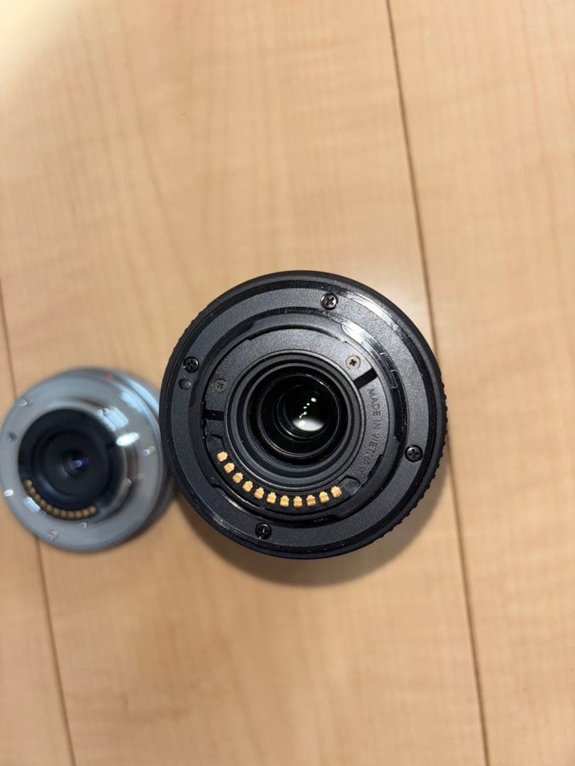 OLYMPUS E-M10 Mark IV ダブルレンズキット　カメラ　一眼