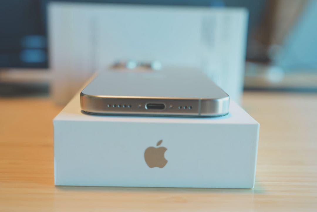 iPhone 15 Pro 256GB ナチュラルチタニウム