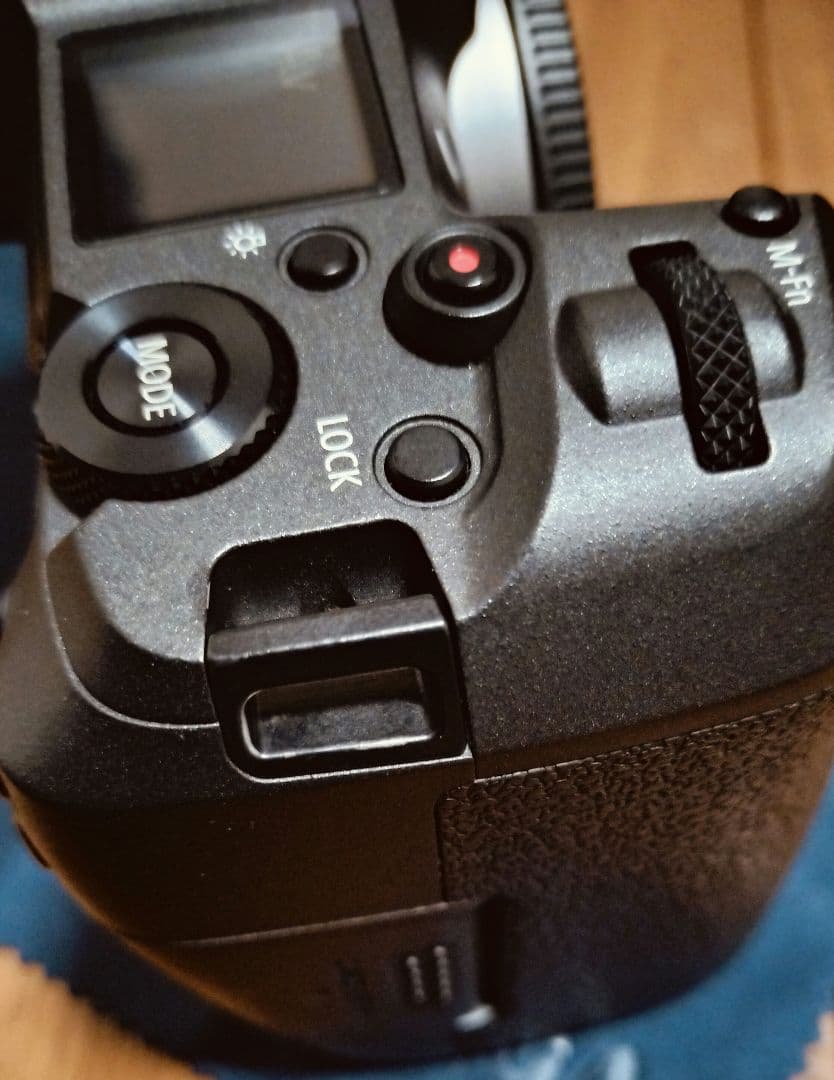 canon　EOS-R　ボディ　キャノン