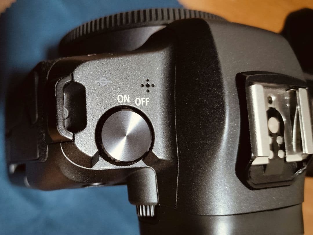 canon　EOS-R　ボディ　キャノン