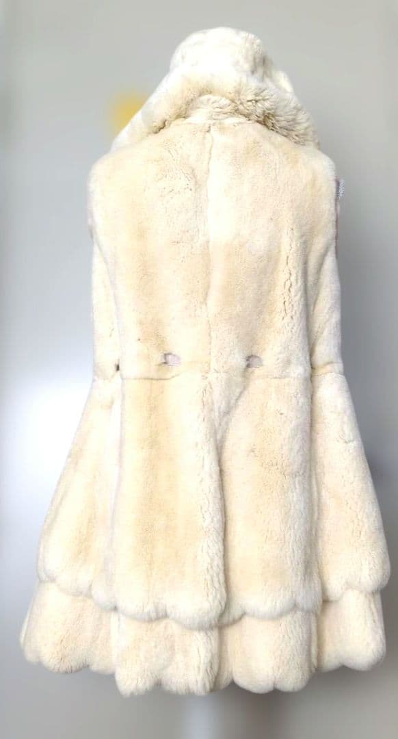 ⭕️フカフカレッキスフード付き2way毛皮コート