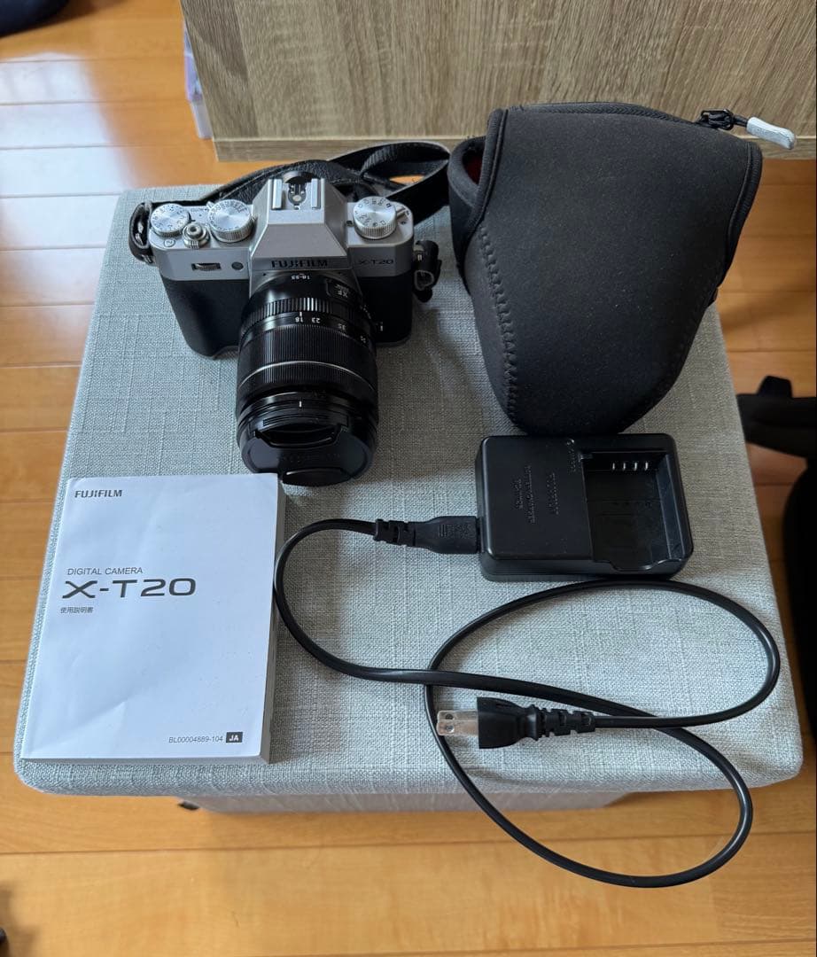FUJIFILM X-T20 シルバー ミラーレス一眼
