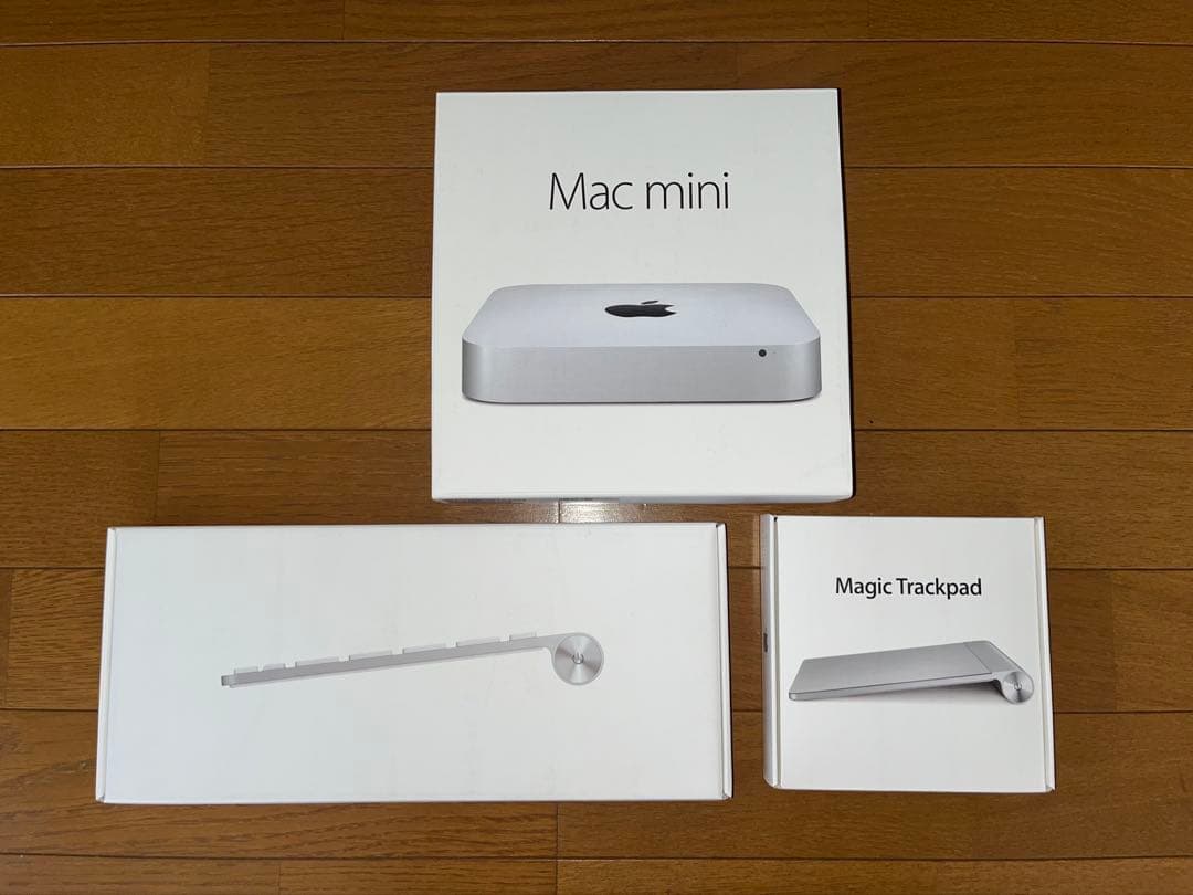 Mac mini (Late 2014) +ワイヤレスキーボード+トラックパッド