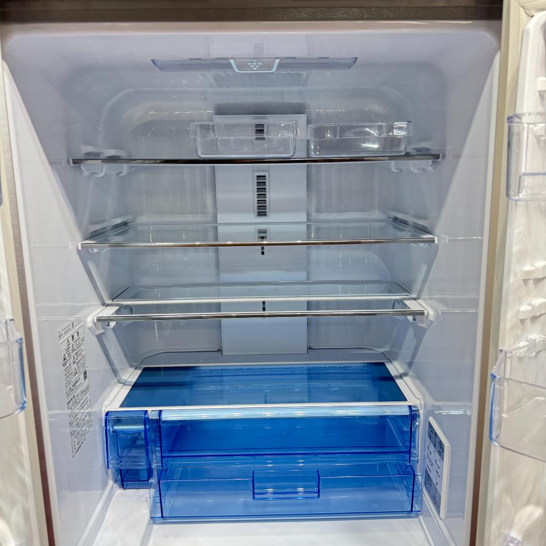 東京23区送料無料　超美品シャープ６ドア観音開き冷蔵庫　2021年製　457L