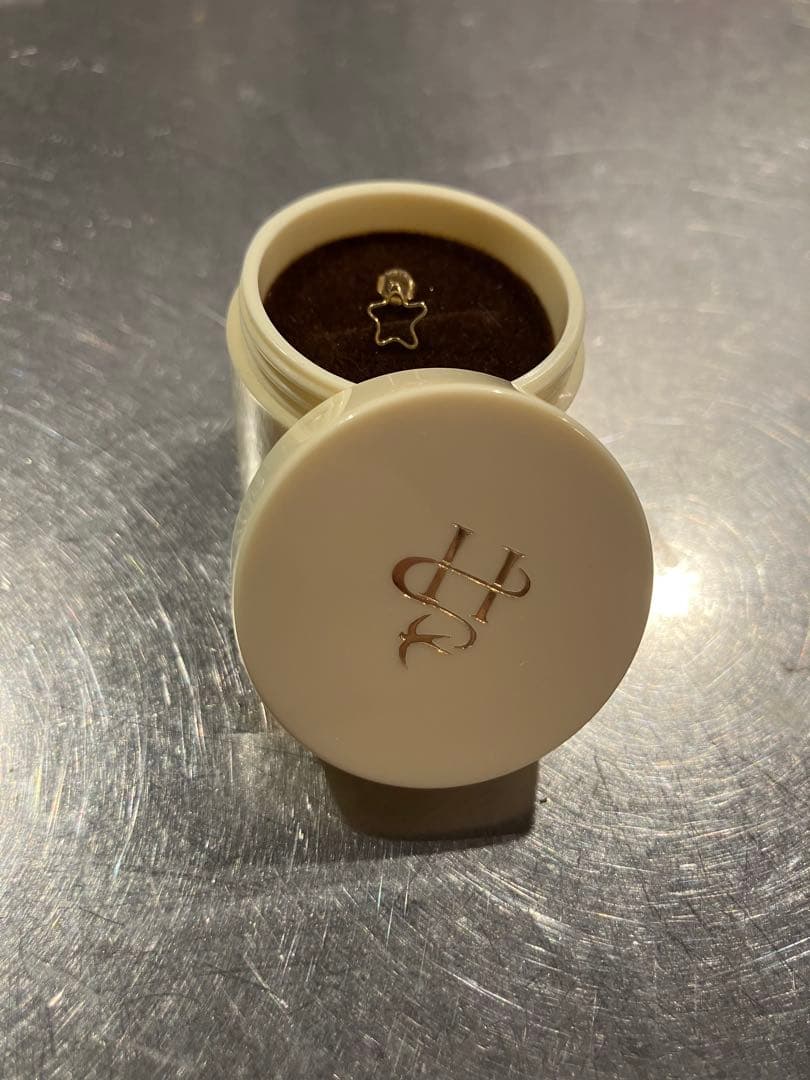 hirondelle et pepin 星形　ピアス　18k 片耳