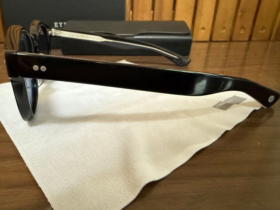 EYEVAN アイヴァン Arcadeサングラス ブラック ブルーレンズ