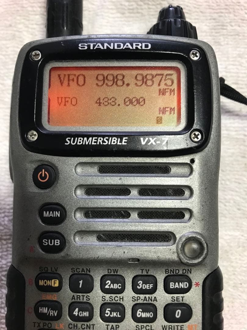 VX-7 50/144/430MHz（受信504KHzー998MHz）