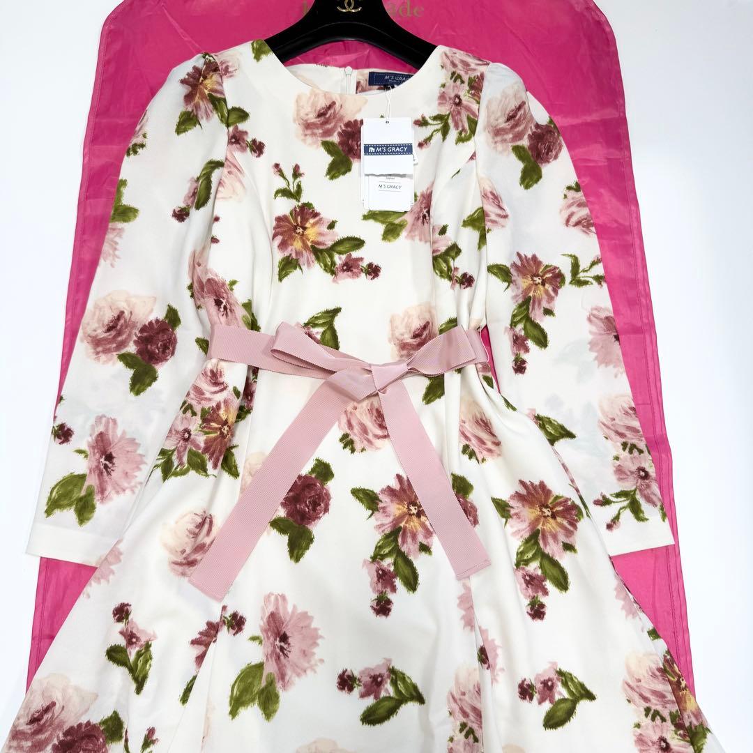 【新品タグ付き✨】エムズグレイシー　ワンピース　花柄 2024年　42