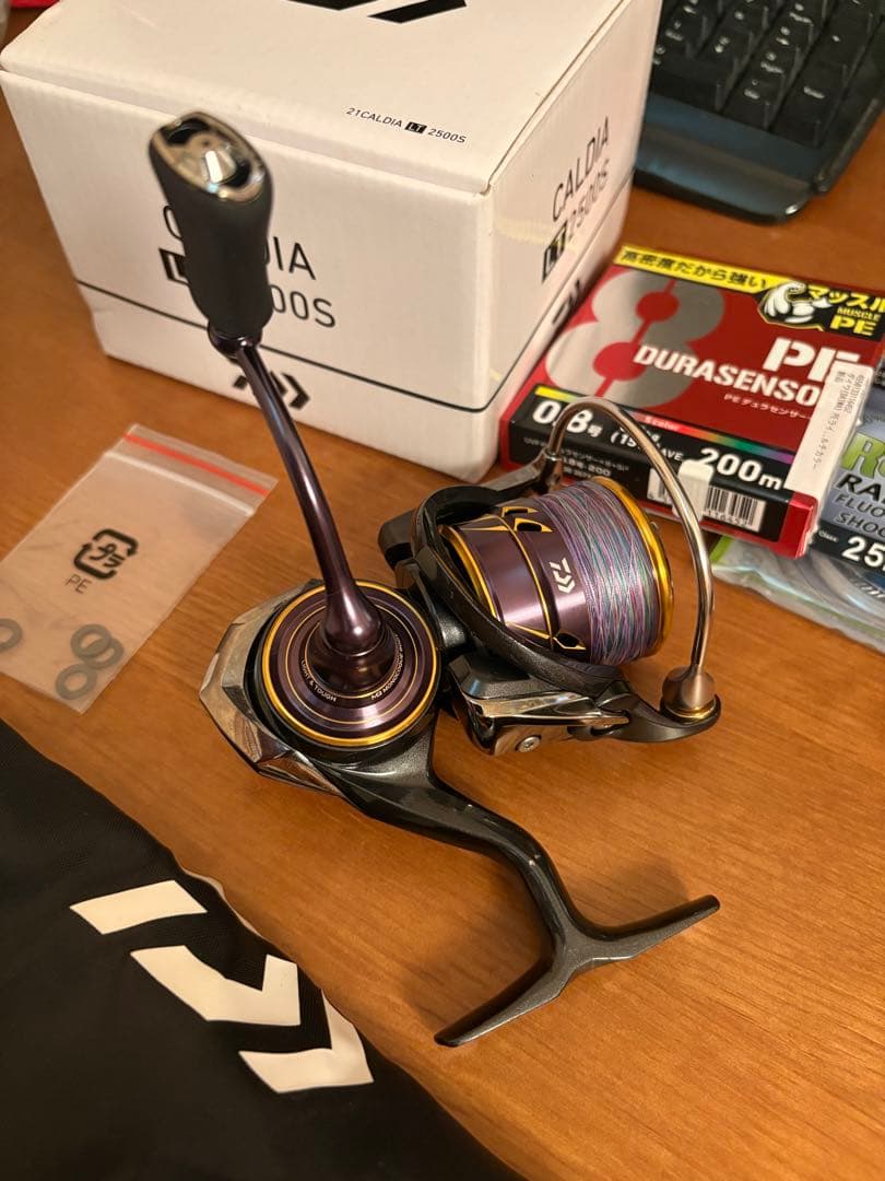 【美品】DAIWA 21 CALDIA 2500S LT リール