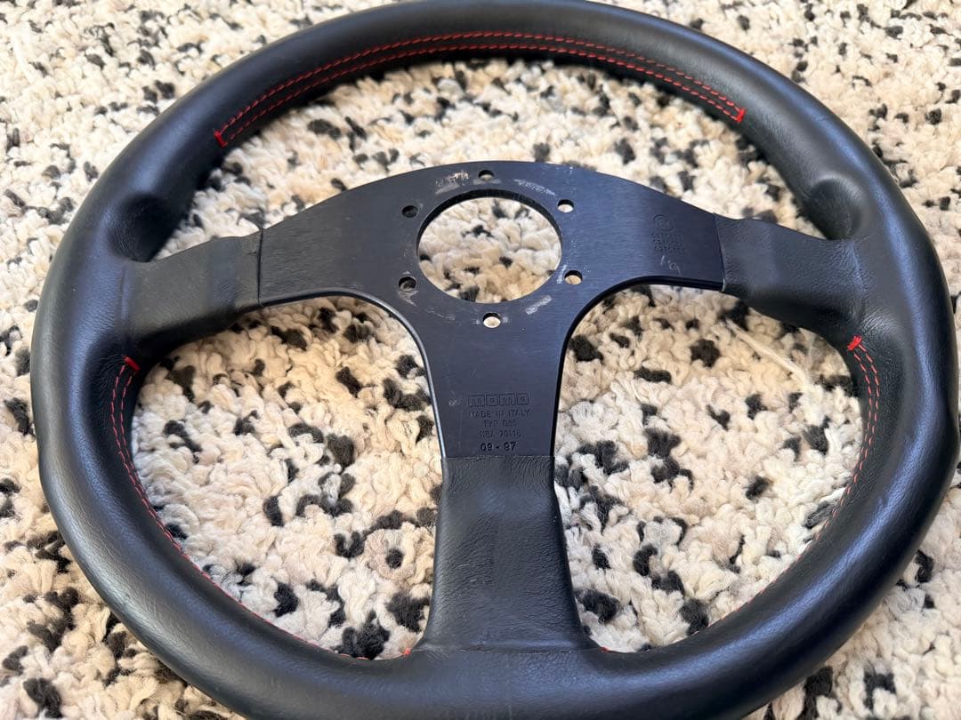 MOMO CORSE ステアリング TYP-D35