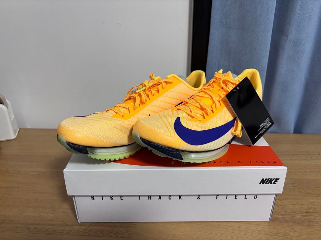 NIKE エアズームマックスフライ27.0