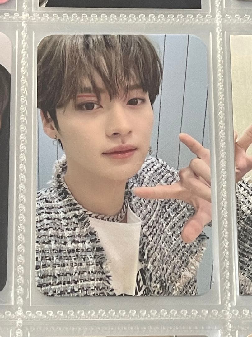 Straykidsスキズ リノ in生 yizhiyu withfansトレカ