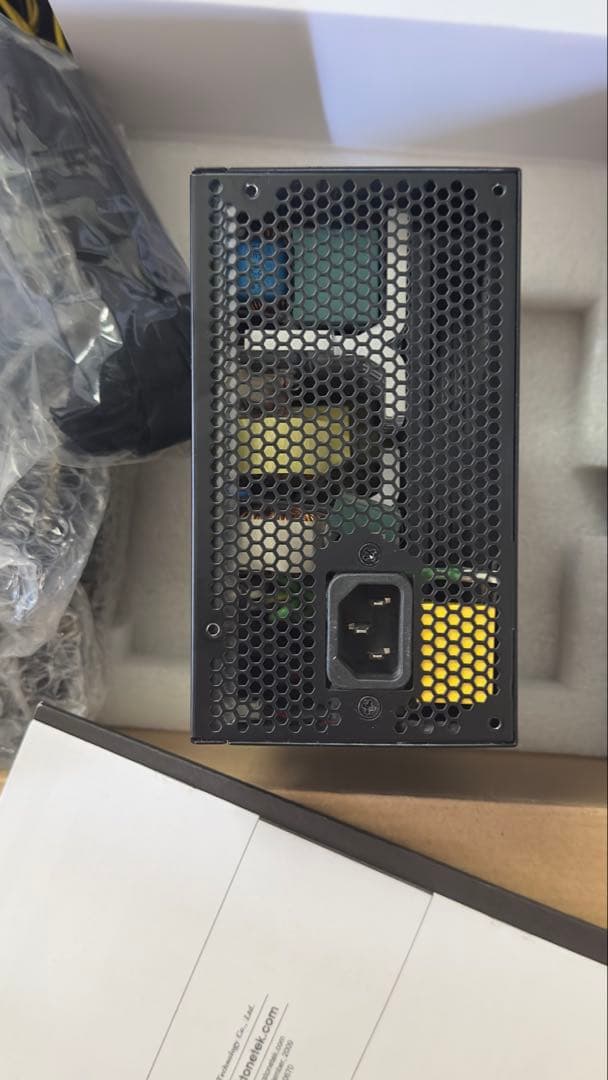 PC用ファン・クーラー SilverStone Strider Plus SST-ST75F-P750W