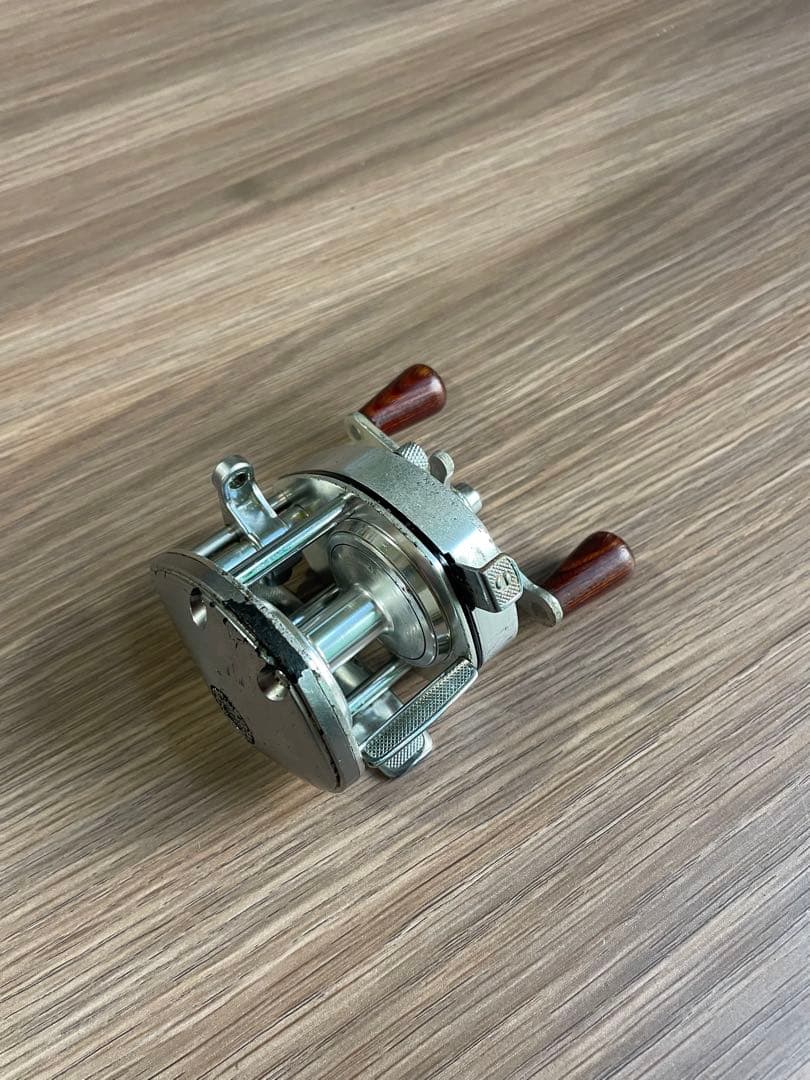川*こ様 シマノ　バンタム100 オールドリール　ヴィンテージ　オールドシマノ
