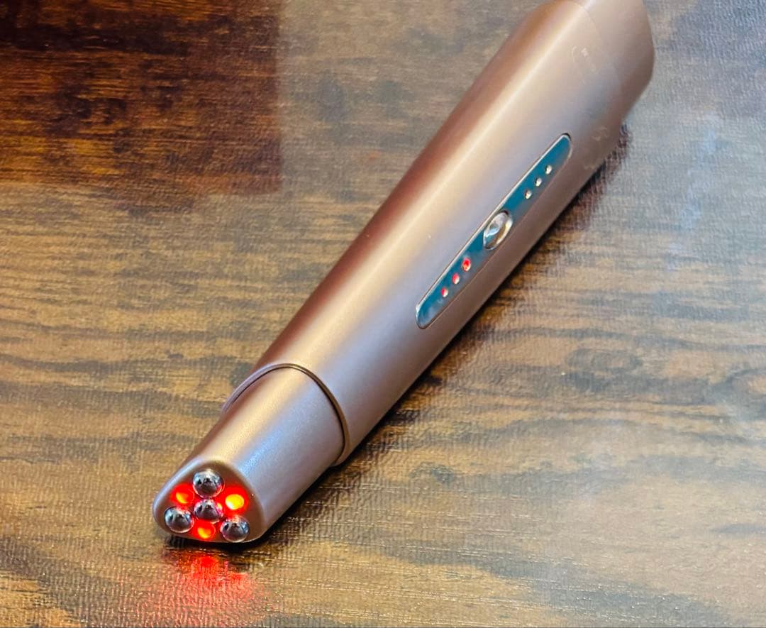 IKKOプロデュース　ミイ　ラボンアイ美顔器