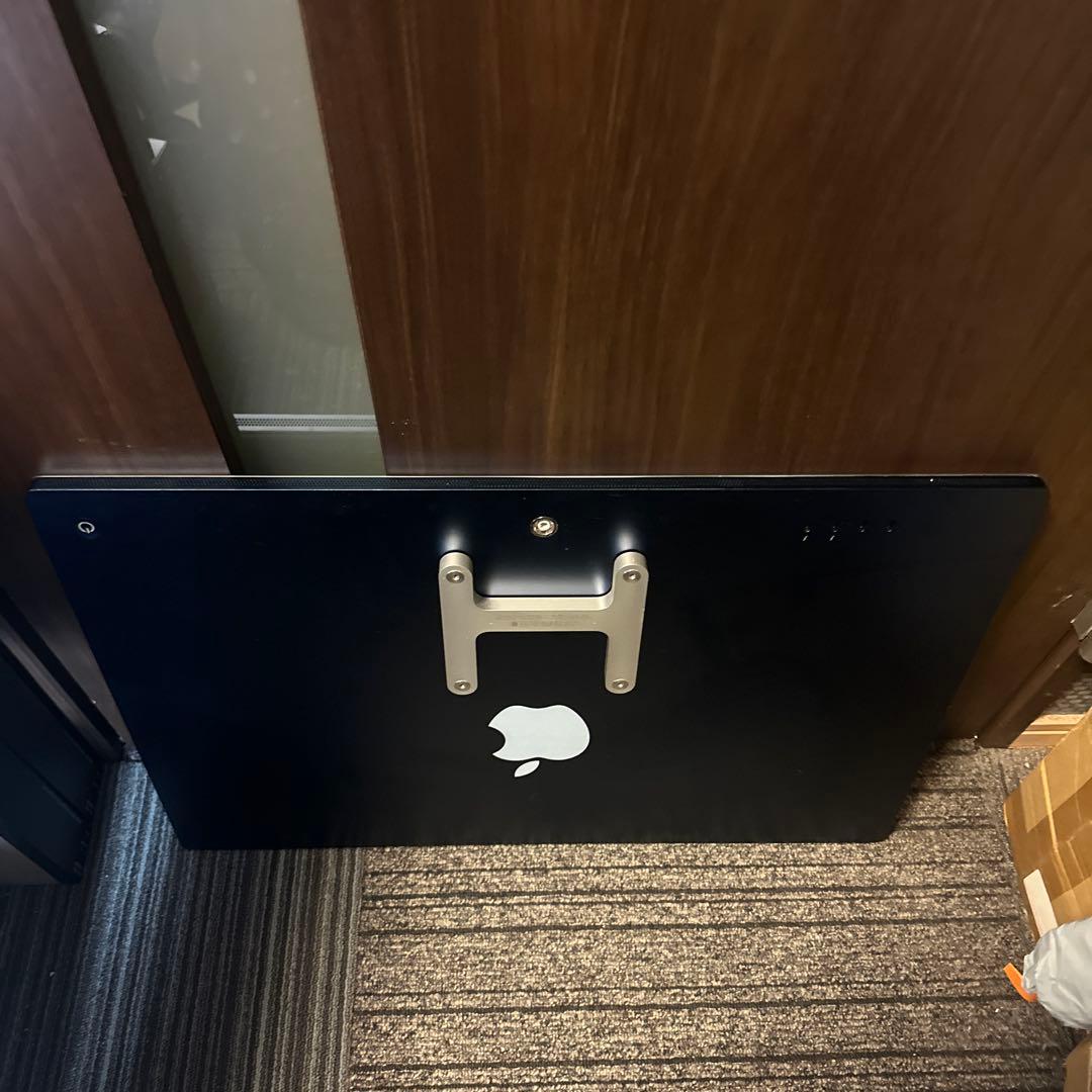 24インチ iMac M1チップ VESA モデル 16GB SSD1TB