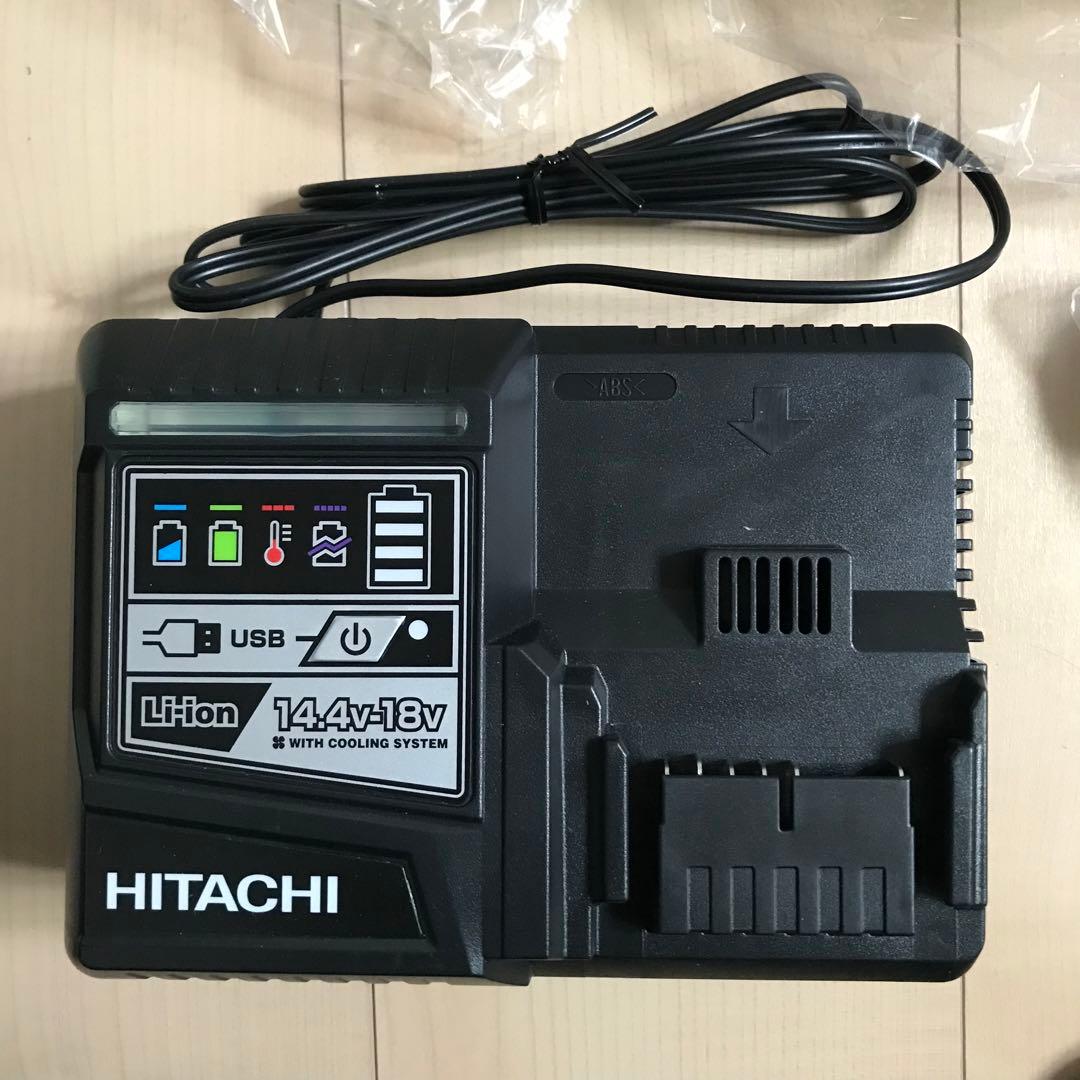 日立工機　充電式18v掃除機。