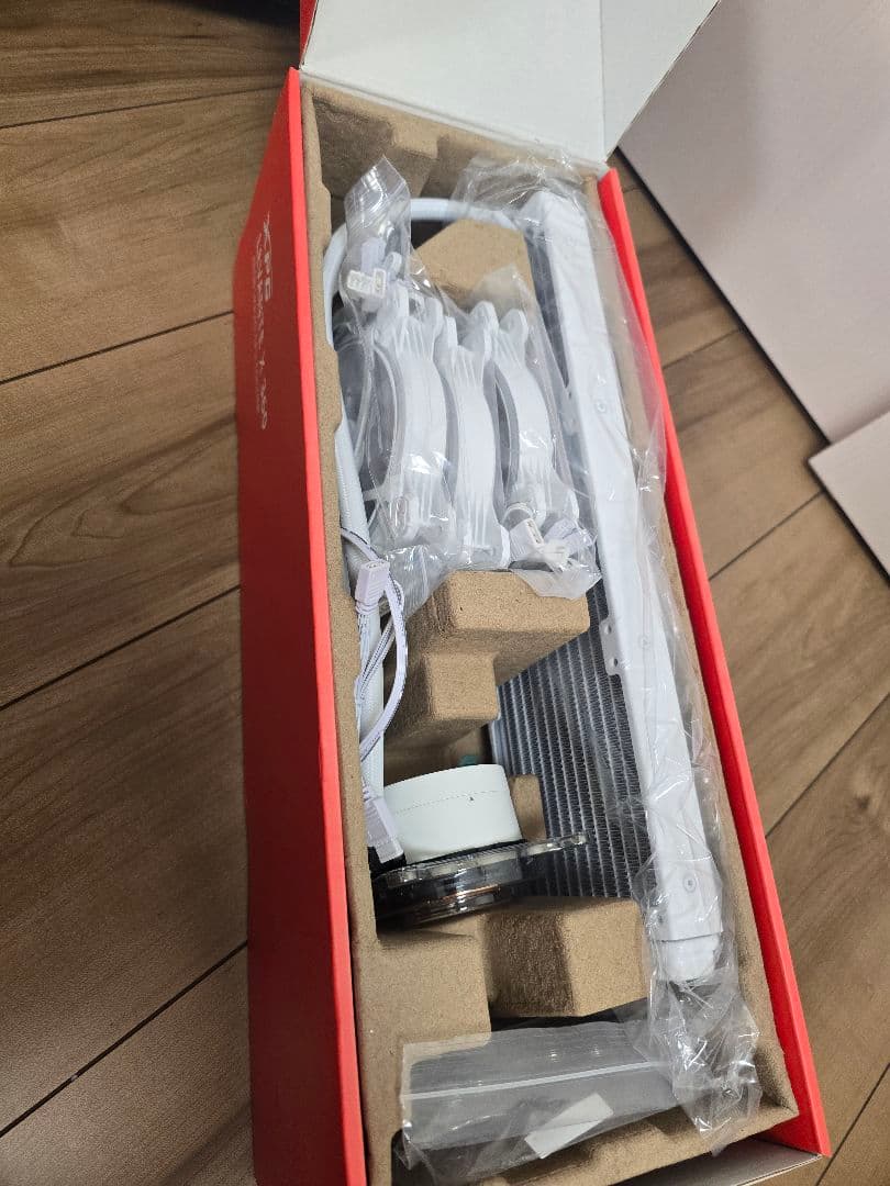 XPG LEVANTE X 360 クーラー