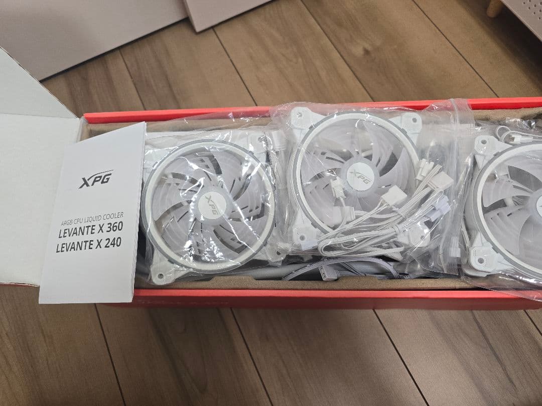 XPG LEVANTE X 360 クーラー