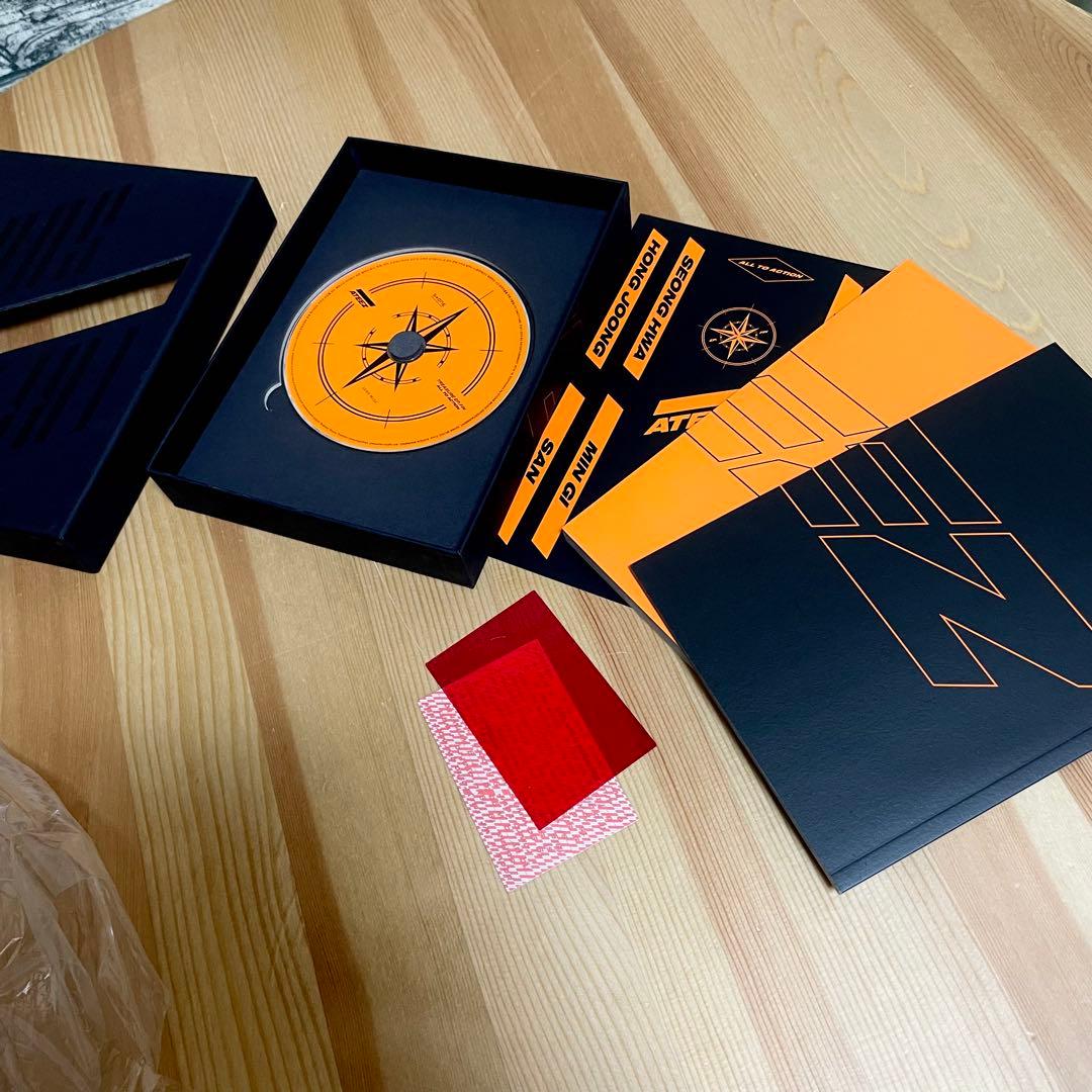 MONSTAX（モンスタエックス・モネク）トレカ 約200 アルバム まとめ売り