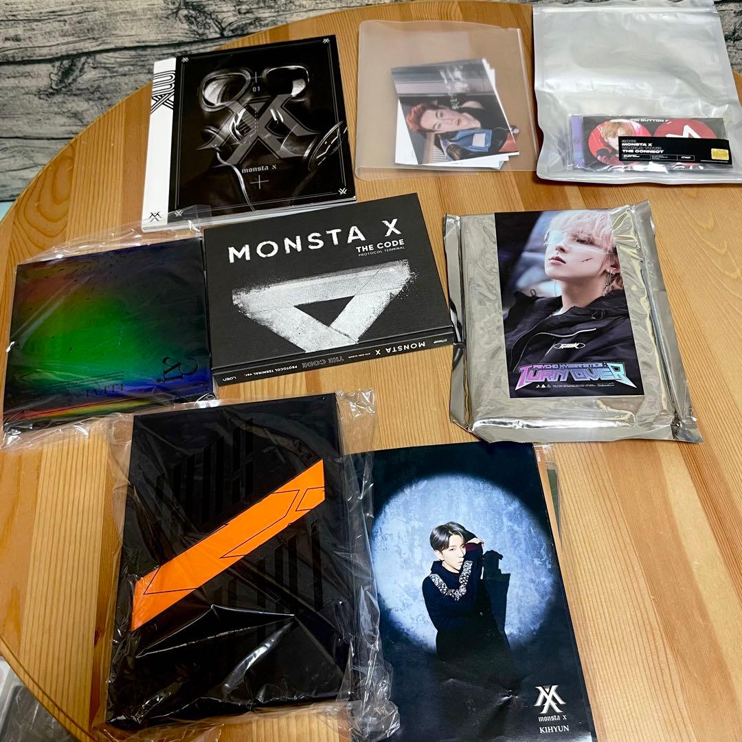 MONSTAX（モンスタエックス・モネク）トレカ 約200 アルバム まとめ売り
