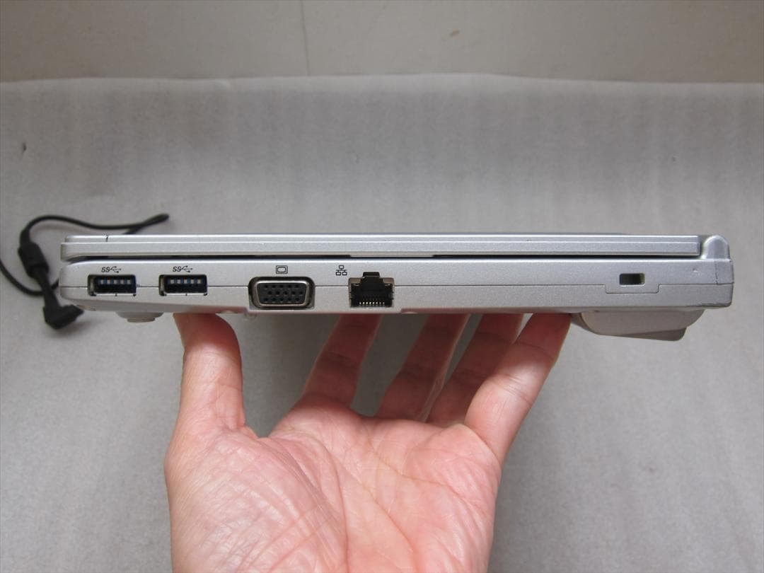 パナソニック11世代Core i5-1145G7/16G/SSD/CF-SV1