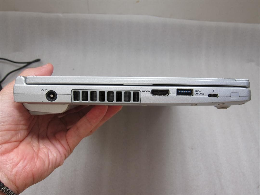 パナソニック11世代Core i5-1145G7/16G/SSD/CF-SV1