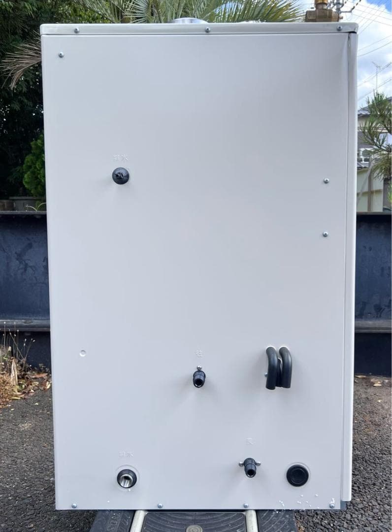 平凡　ノーリツ エコフィール 石油給湯器 給湯＋追いだき 凹みあり