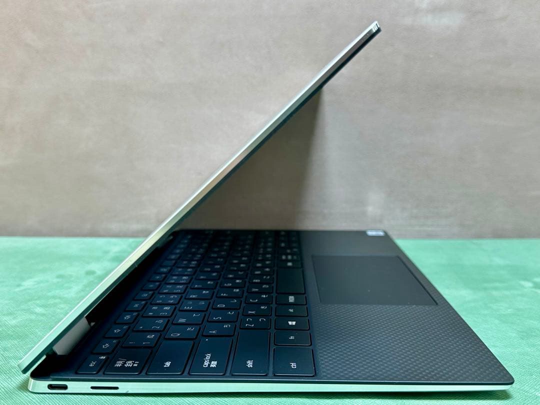 Windowsノート本体 DELL XPS 7390 2 in 1 i5 8GB 256GB |T318