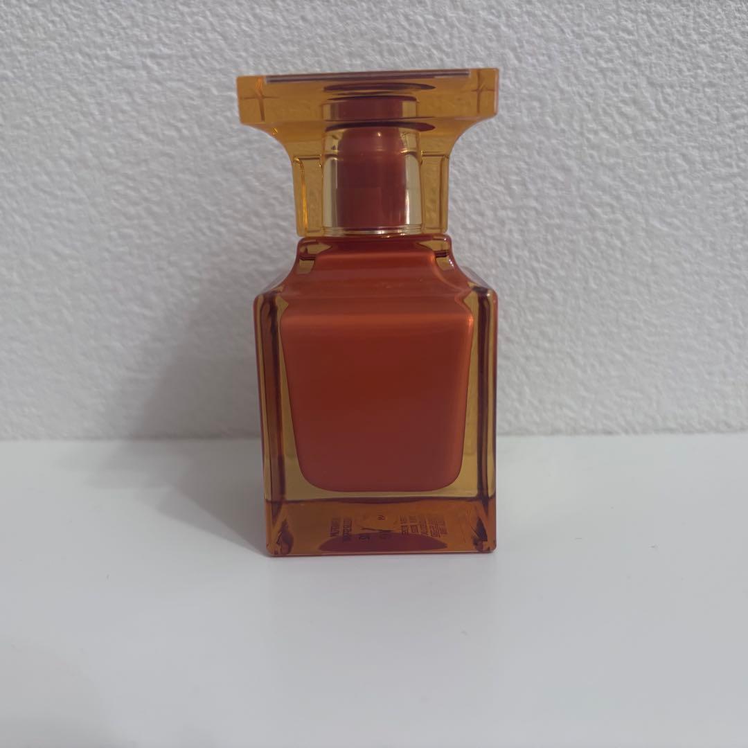 トムフォード　ビターピーチ　オードパルファムスプレィ　30ml 残量9割以上