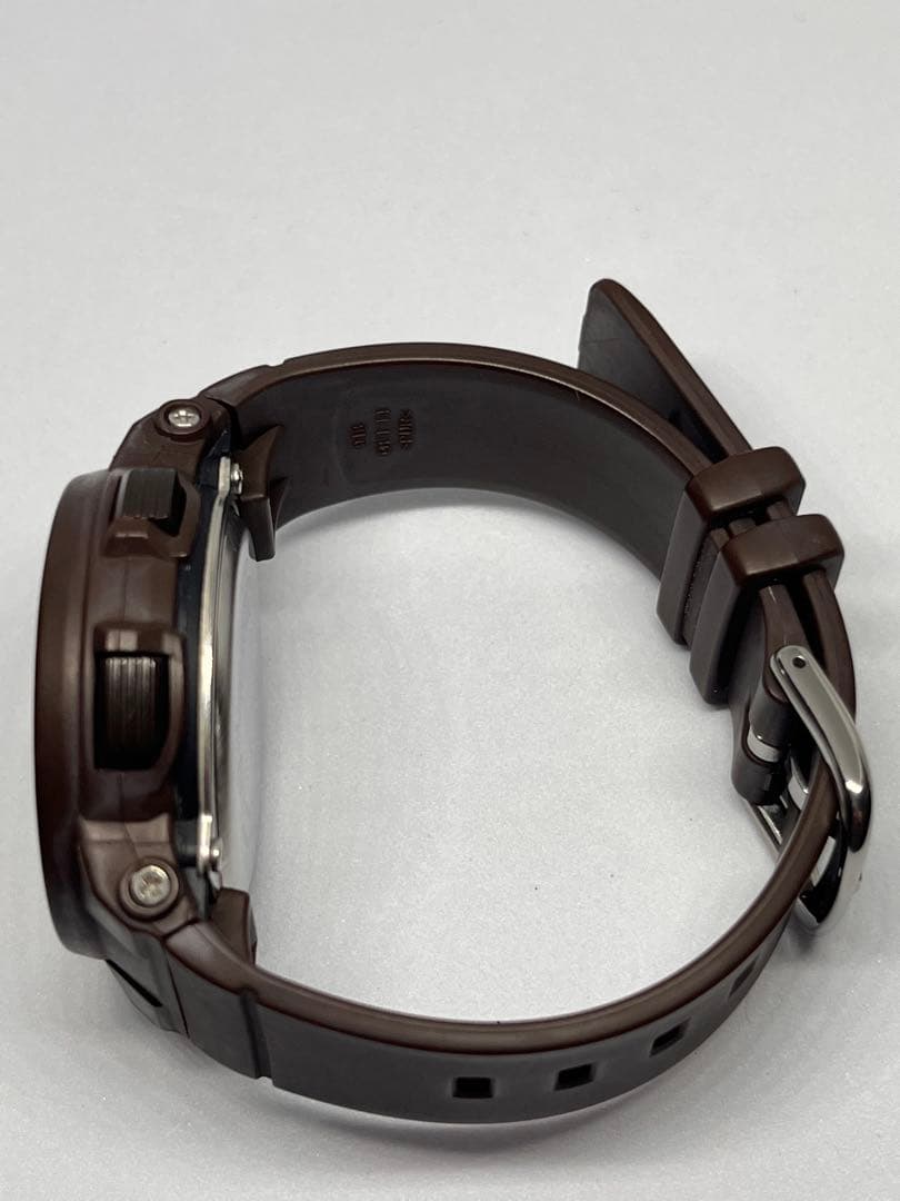 カシオ　ベビージー　電波ソーラー　アナデジ