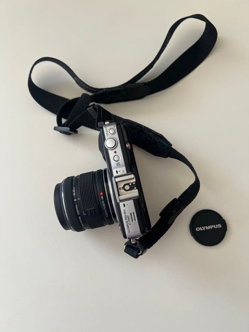 OLYMPUS ミラーレス一眼　pen mini e-pm2