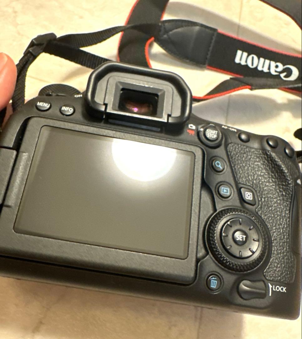 Canon EOS 6D MARK2 ボディ