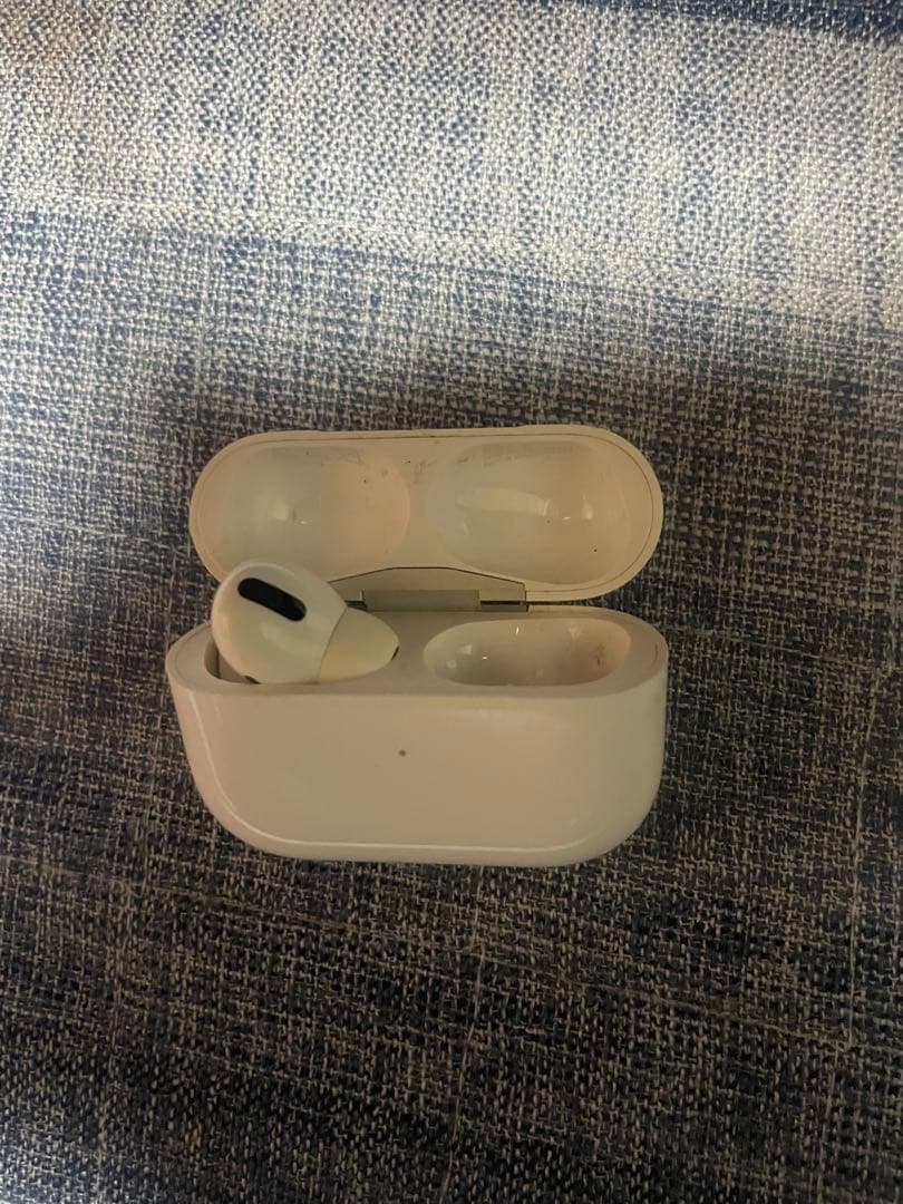 AirPods本体 ウッドケース付き