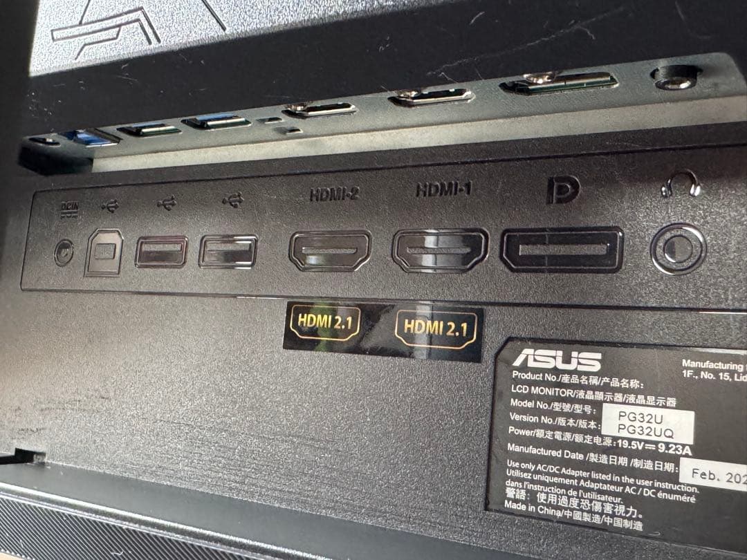 ASUS ROG Swift PG32UQ 4K 32インチ　ゲーミングモニター