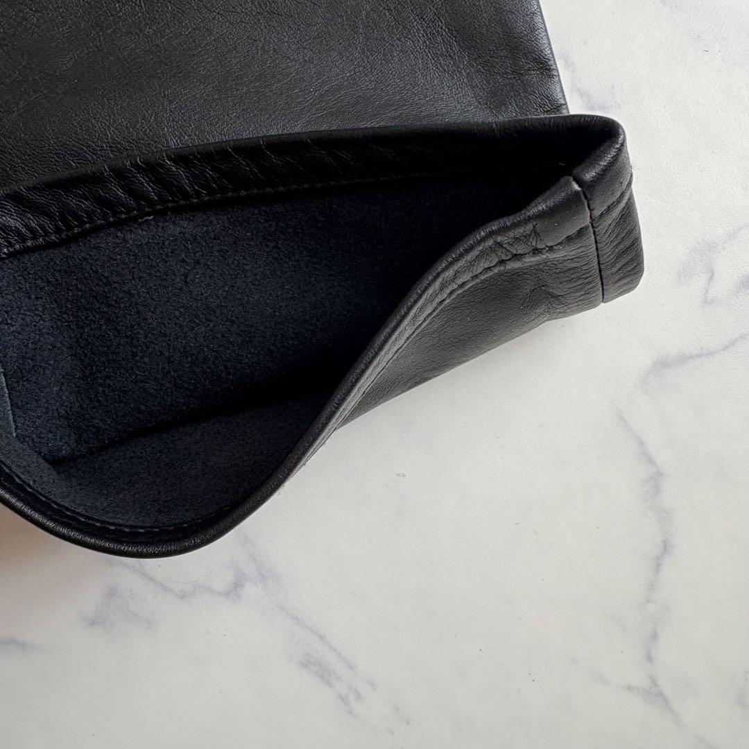 新品 Paul Smith レザーパンツ 牛革 裏地付 柔らかい 黒 30