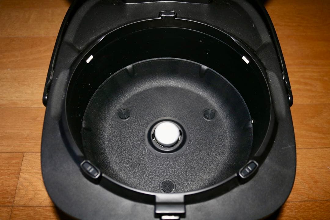 美品 Panasonic IH炊飯器 SR-FE101 内釜非常に良好