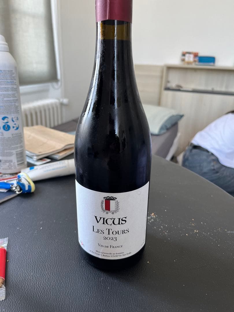 VICUS Les Tours 2023 赤ワイン