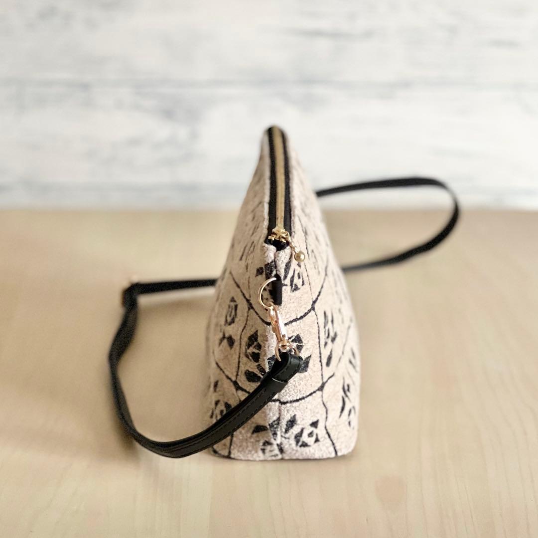 ミナペルホネン Lulu beigeショルダーバッグMB509-053