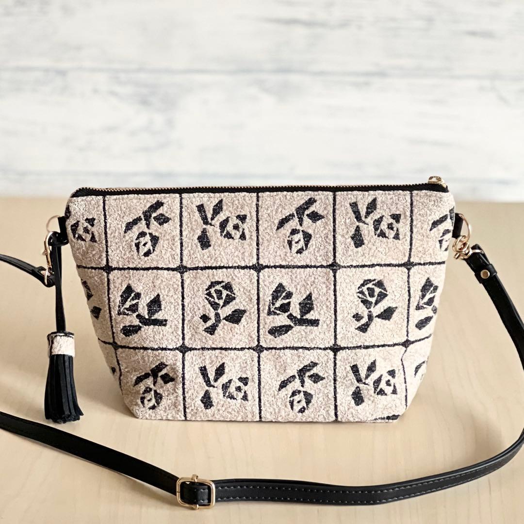 ミナペルホネン Lulu beigeショルダーバッグMB509-053