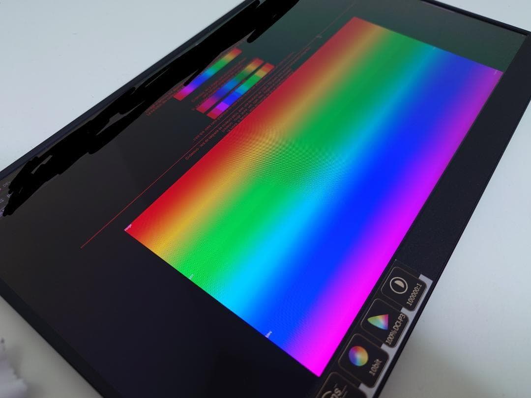 Intehill モバイルモニター F13NA 有機EL 13.3インチ