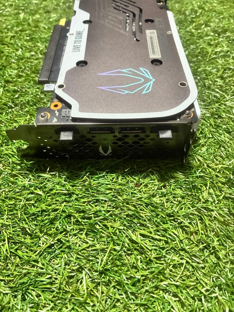 グラフィックボード・グラボ・ビデオカード RTX4070 zotac